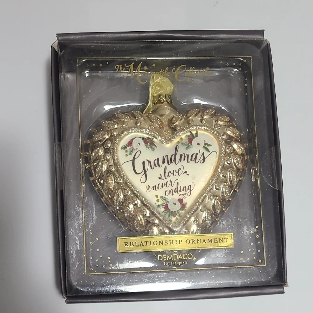 Demdaco gold heart